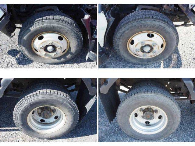 いすゞエルフクレーン3段小型（2t・3t）[写真24]