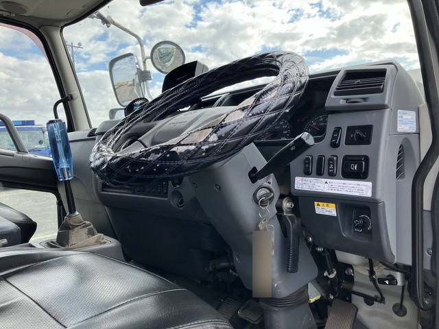三菱ふそうファイターコンテナ専用車中型（4t）[写真30]