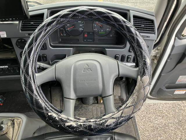 三菱ふそうファイターコンテナ専用車中型（4t）[写真32]