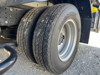 三菱ふそうキャンターアルミバン小型（2t・3t）[写真19]