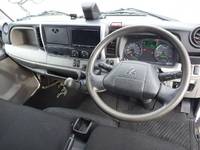 三菱ふそうキャンター平ボディ小型（2t・3t）[写真07]