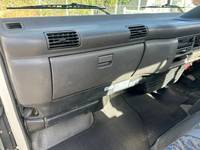 いすゞエルフクレーン4段小型（2t・3t）[写真22]