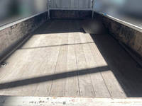 三菱ふそうキャンター平ボディ小型（2t・3t）[写真03]