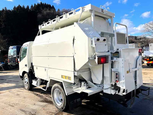 日野デュトロチップ運搬車小型（2t・3t）[写真02]