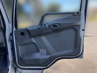 三菱ふそうファイターアルミウイング中型（4t）[写真27]