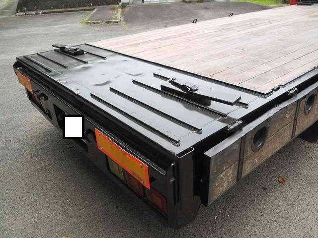 UDトラックスコンドルセルフクレーン4段増トン（6t・8t）[写真13]