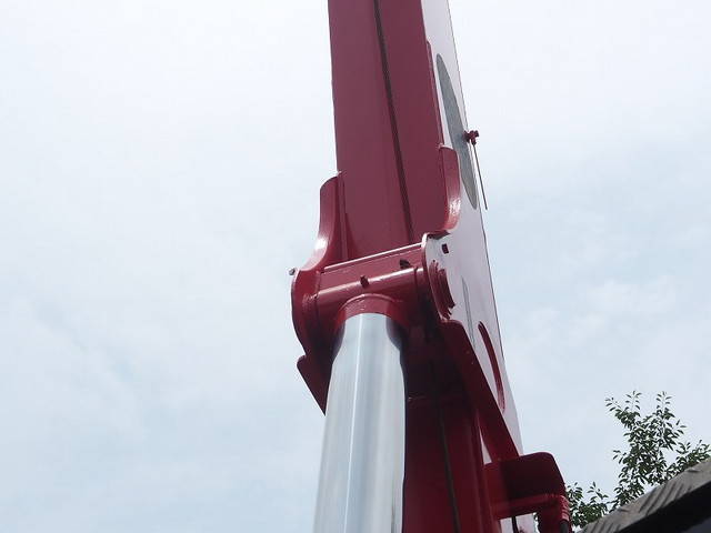 UDトラックスコンドルセルフクレーン4段増トン（6t・8t）[写真16]