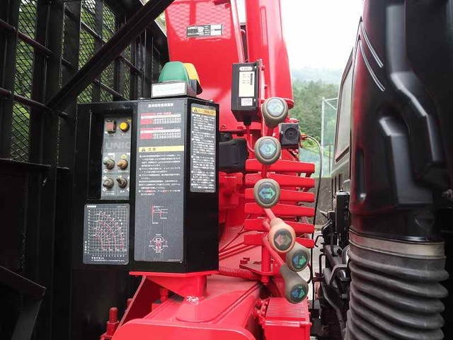 UDトラックスコンドルセルフクレーン4段増トン（6t・8t）[写真20]