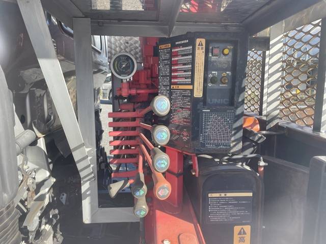 日野デュトロクレーン6段小型（2t・3t）[写真13]