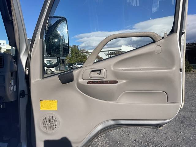 日野デュトロクレーン6段小型（2t・3t）[写真30]