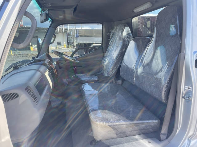 日野デュトロクレーン6段小型（2t・3t）[写真32]