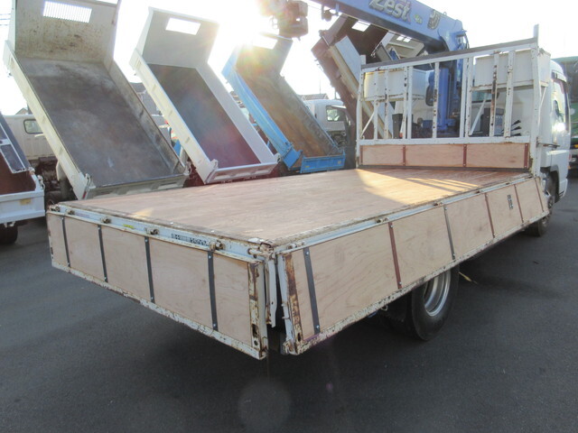 三菱ふそうキャンタークレーン4段小型（2t・3t）[写真34]