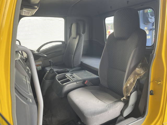 いすゞフォワードクレーン4段中型（4t）[写真29]