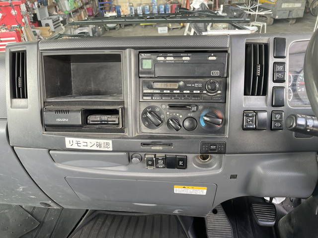 いすゞフォワードクレーン4段中型（4t）[写真35]