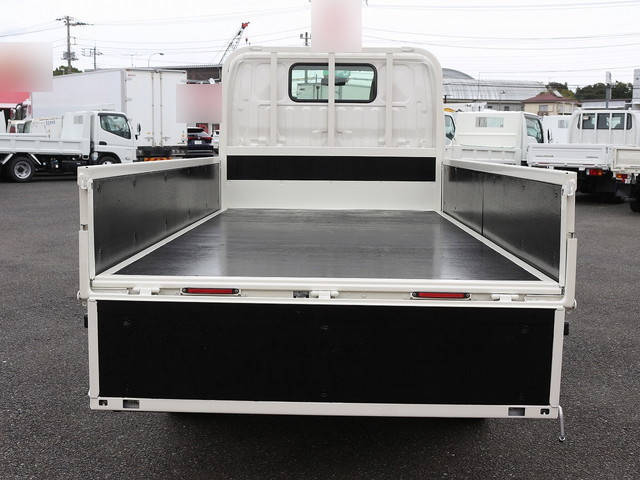 トヨタダイナ平ボディ小型（2t・3t）[写真15]