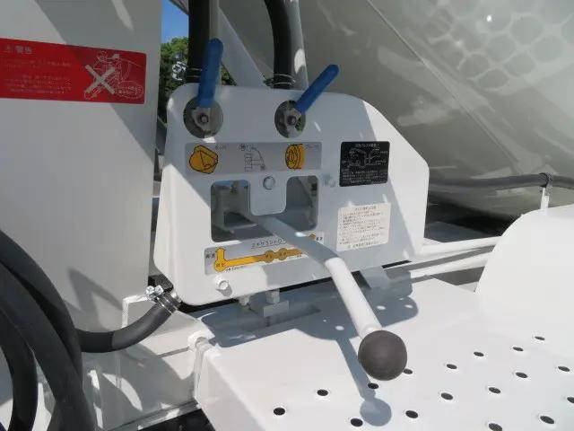 日野レンジャーミキサー車（コンクリートミキサー）増トン（6t・8t）[写真26]