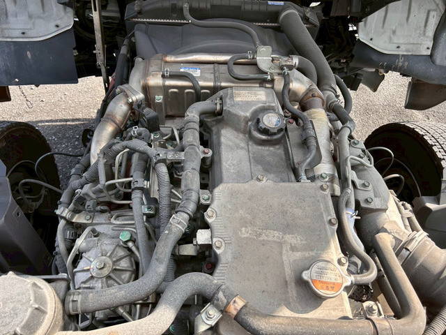 日野レンジャーアルミウイング中型（4t）[写真12]