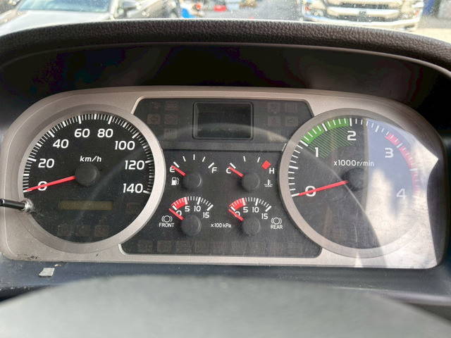 日野レンジャーアルミウイング中型（4t）[写真19]