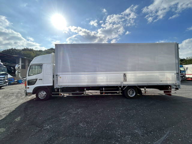 日野レンジャーアルミウイング中型（4t）[写真05]