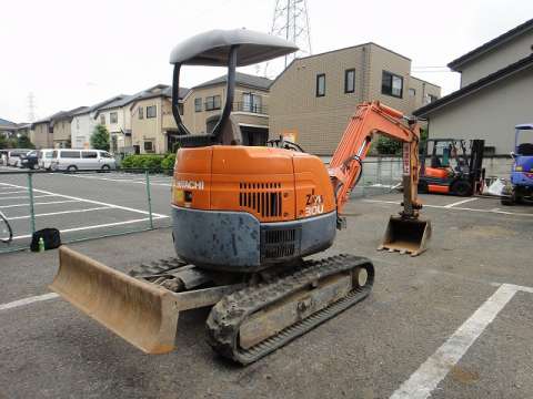 日立ミニユンボ（ミニバックホー）[写真02]