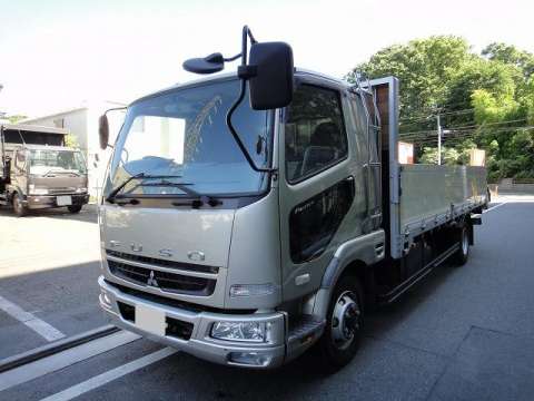 三菱ふそうファイターアルミブロック中型（4t）[写真01]