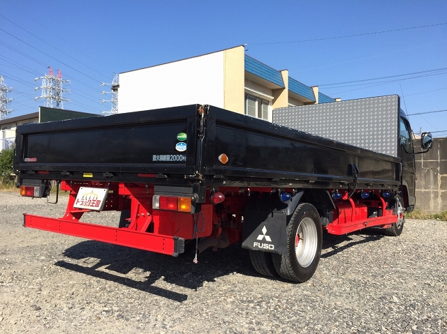 三菱ふそうキャンター平ボディ小型（2t・3t）[写真02]
