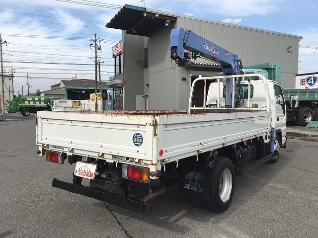 いすゞエルフクレーン3段小型（2t・3t）[写真02]