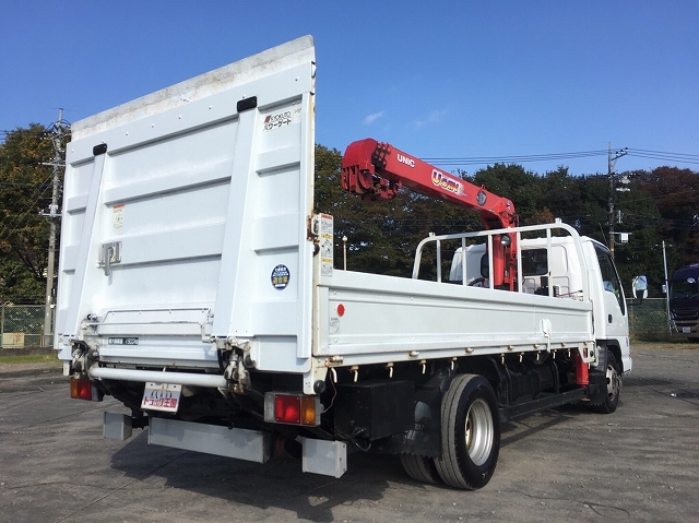 いすゞエルフユニック4段小型（2t・3t）[写真02]