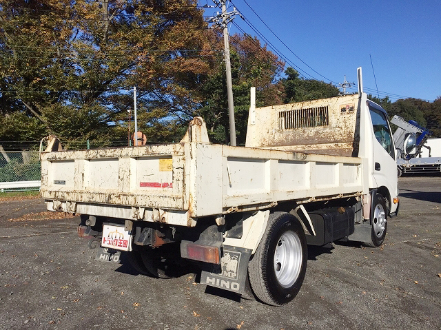 日野デュトロダンプ小型（2t・3t）[写真02]