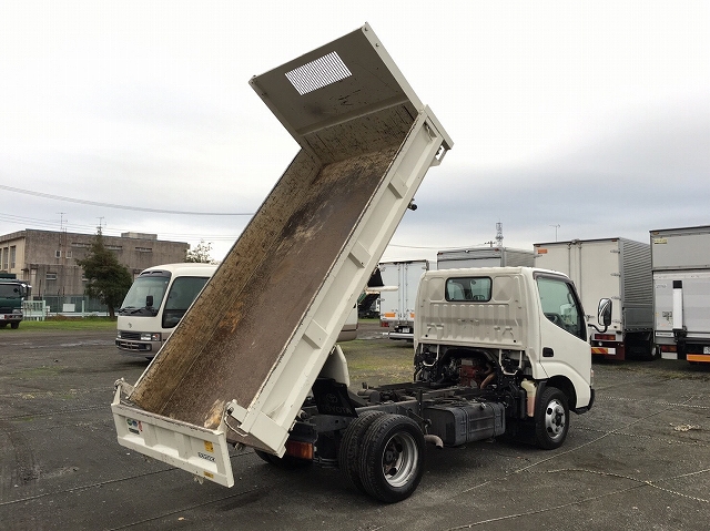 トヨタトヨエースダンプ小型（2t・3t）[写真02]