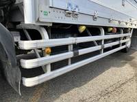 いすゞフォワード冷蔵冷凍ウイング増トン（6t・8t）[写真21]