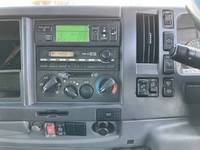 いすゞフォワード冷蔵冷凍ウイング増トン（6t・8t）[写真37]