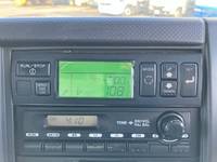 いすゞフォワード冷蔵冷凍ウイング増トン（6t・8t）[写真38]