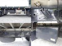 UDトラックスコンドル平ボディ増トン（6t・8t）[写真10]