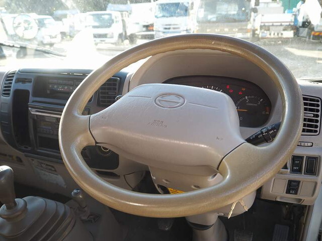 日野デュトロクレーン4段小型（2t・3t）[写真36]