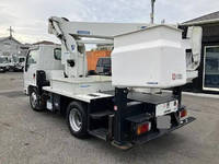 いすゞエルフ高所作業車小型（2t・3t）[写真02]