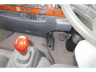 UDトラックスコンドルクレーン4段増トン（6t・8t）[写真30]