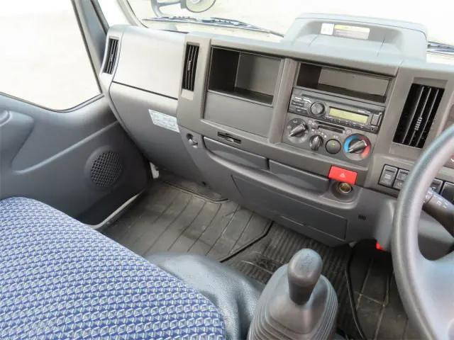 日産アトラス平ボディ小型（2t・3t）[写真10]