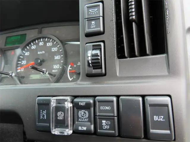 日産アトラス平ボディ小型（2t・3t）[写真12]