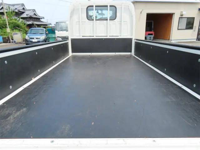 日産アトラス平ボディ小型（2t・3t）[写真17]