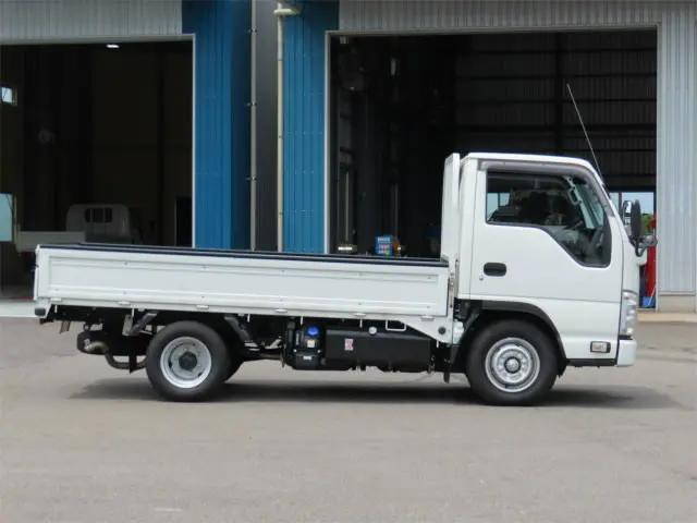 日産アトラス平ボディ小型（2t・3t）[写真04]