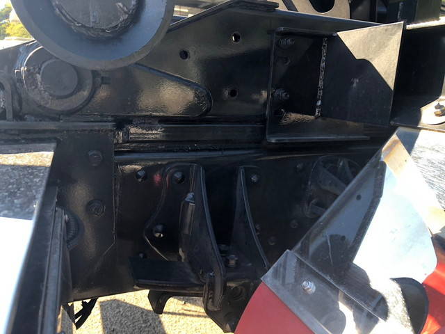 日野レンジャーコンテナ専用車増トン（6t・8t）[写真34]