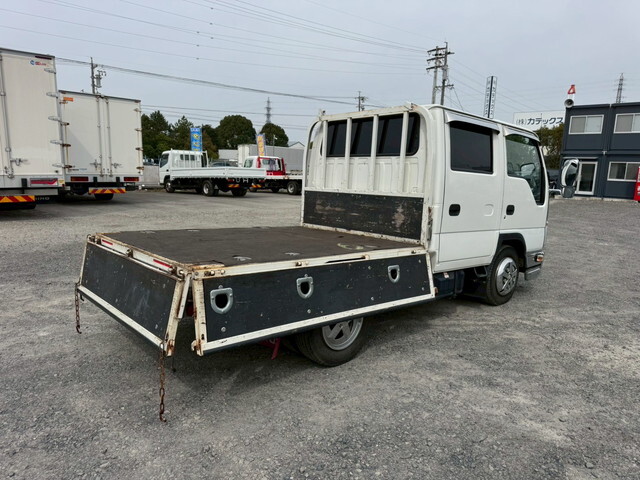 いすゞエルフダブルキャブ（Wキャブ）小型（2t・3t）[写真12]