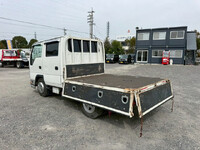 いすゞエルフダブルキャブ（Wキャブ）小型（2t・3t）[写真14]