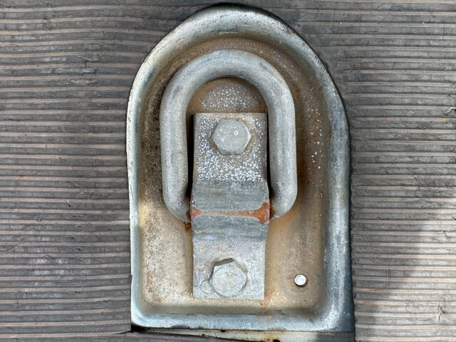 いすゞエルフダブルキャブ（Wキャブ）小型（2t・3t）[写真15]