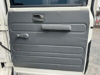 いすゞエルフダブルキャブ（Wキャブ）小型（2t・3t）[写真31]