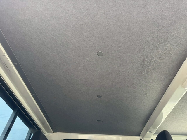 いすゞエルフダブルキャブ（Wキャブ）小型（2t・3t）[写真35]