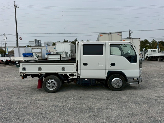 いすゞエルフダブルキャブ（Wキャブ）小型（2t・3t）[写真06]