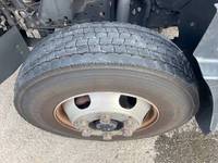 三菱ふそうキャンター平ボディ小型（2t・3t）[写真17]