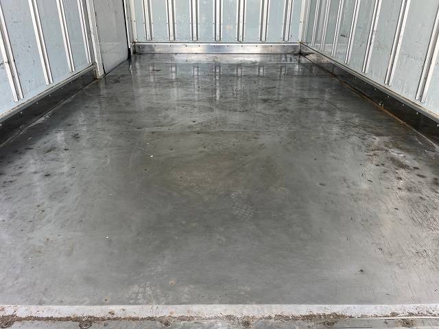 いすゞエルフ冷凍車（冷蔵車）小型（2t・3t）[写真13]